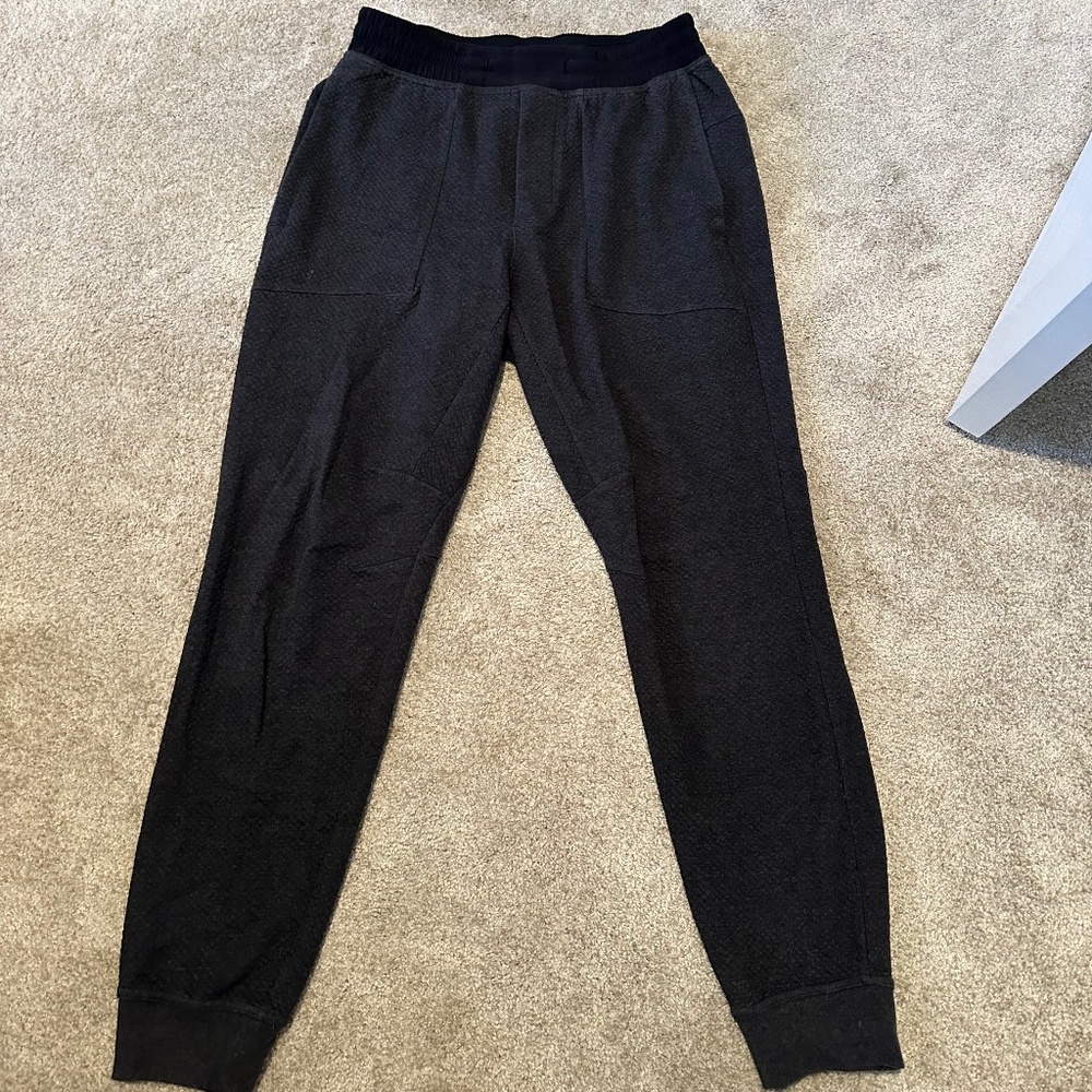 Lululemon - At Ease Jogger